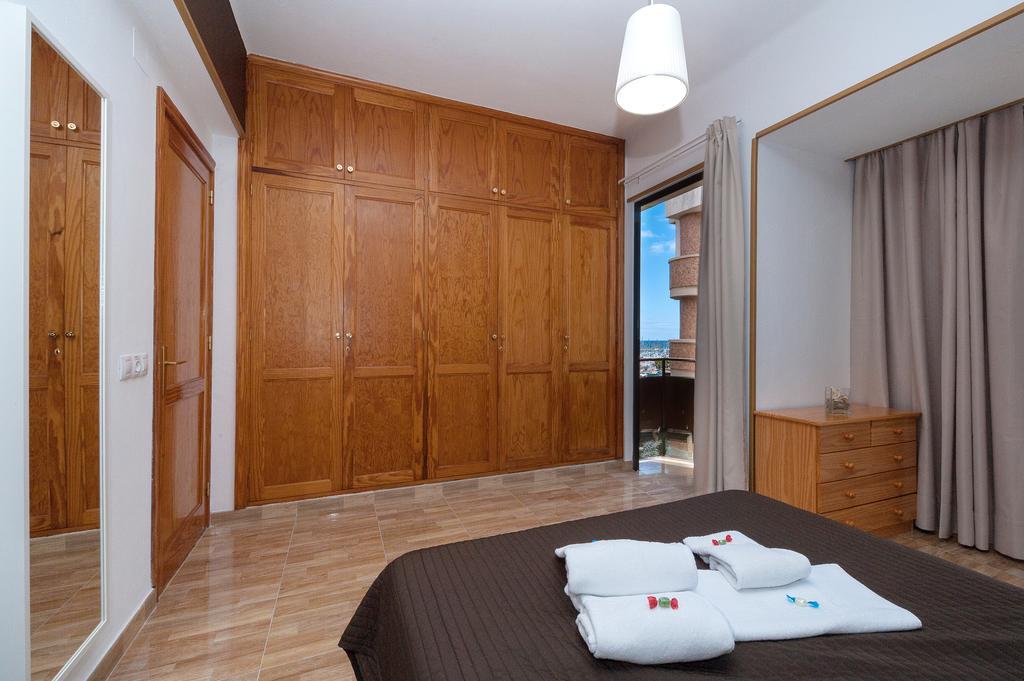 Apartamentos Vacacionales Las Palmas Urban Center Exterior foto