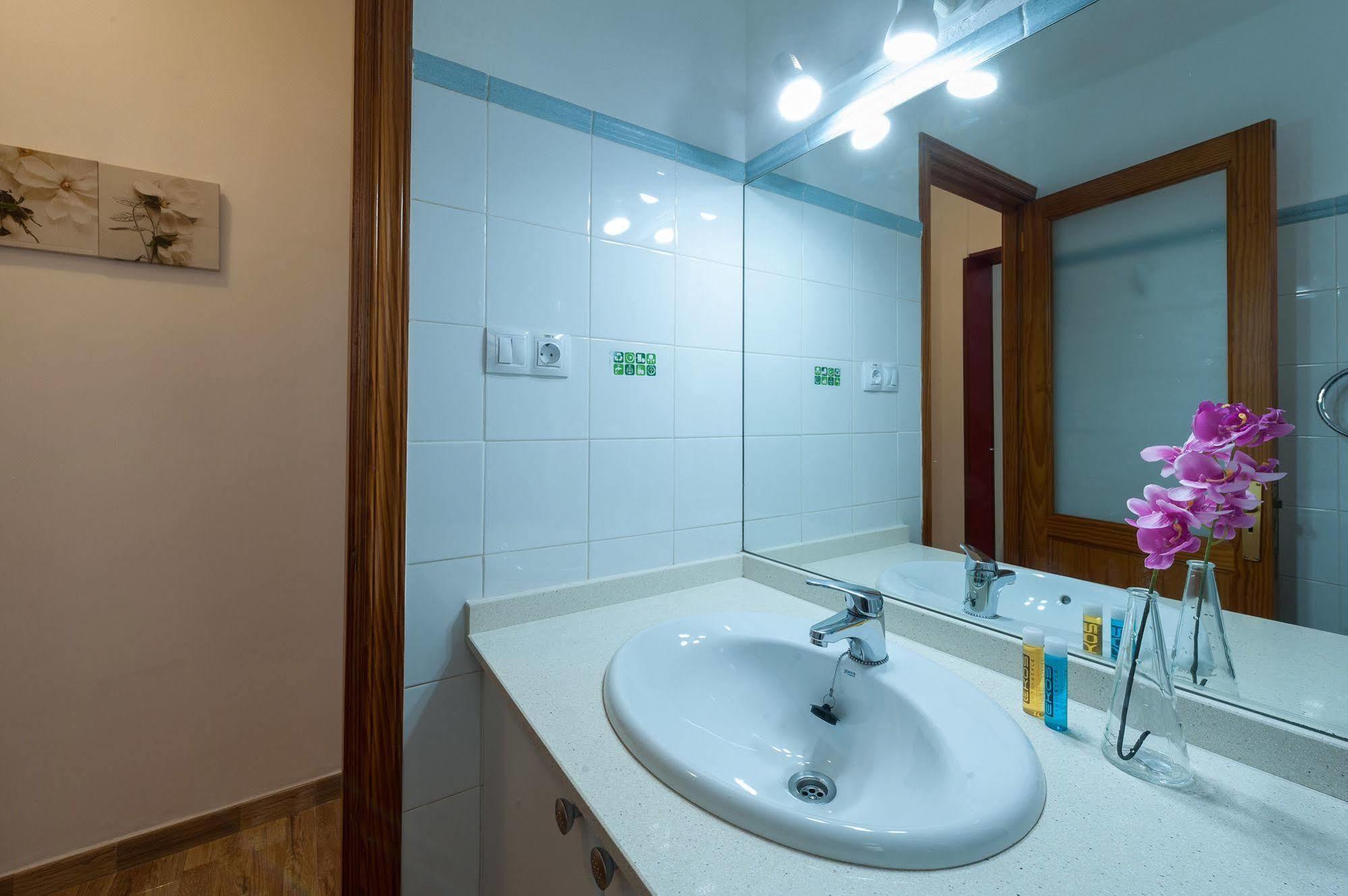 Apartamentos Vacacionales Las Palmas Urban Center Exterior foto